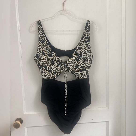 prAna Women's Ruby Beach One Piece Swimsuit Flora Fauna Size L $100 - Picture 2 of 5